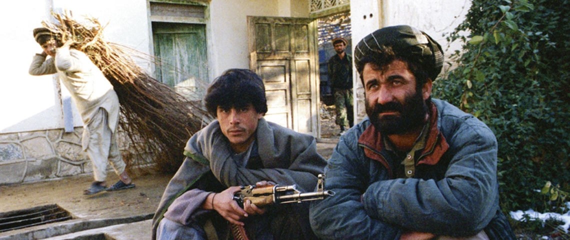 Afganistāna: zemsvītras piezīmes Kaut kur noteikti ir arī teksts. Tikai to ir uzrakstījis kāds cits.