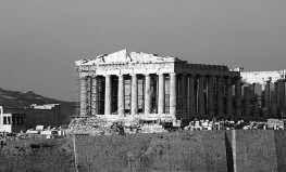 Ko stāsta Partenona frīze?