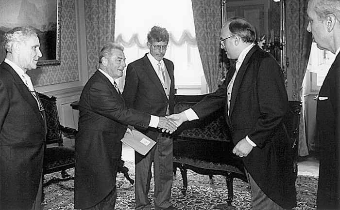 Foto no personīgā arhīva. Mārtiņš Virsis un Ungārijas prezidents Arpāds Gencs