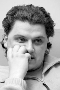 Aleksandrs Antoņenko:  Es režisoram pateicu:  “Tu dabūsi pa galvu par šo izrādi. Būs skandāls! Cionists ņirgājas par katoļu baznīcu!” (Foto - Māris Zemgalietis. BCCS, Repro)