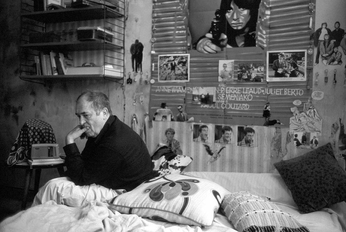 Bernardo Bertoluči filmas Sapņotāji uzņemšanas laikā (Foto no reklāmas materiāliem)