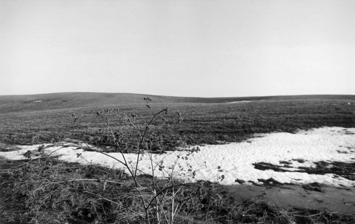 Aumeisteru paugurvalnis 2003. gada 29. martā. Virsotne 88,7 pie ceļa Bilska–Gaujiena, Padomja Armijas Ģenerālštāba karte 0–35–89–A (Foto - Mārcis Bendiks)
