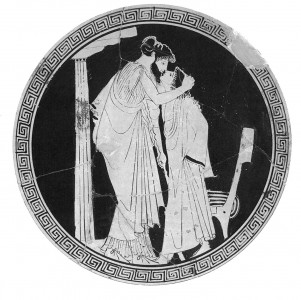 Gados vecāks vīrietis - erasts (ar bārdu) sniedz skūpstu jaunākam mīļākajam (eromenam). Gleznojums uz kausa, Atika, ~480.g. p.m.ē. (Foto: Lessing-Magnum)