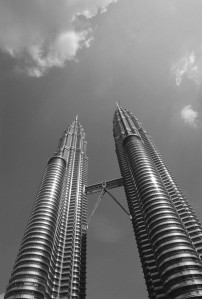 Petronas torņi Kualalumpurā Malaizijā (Foto: Corbis)