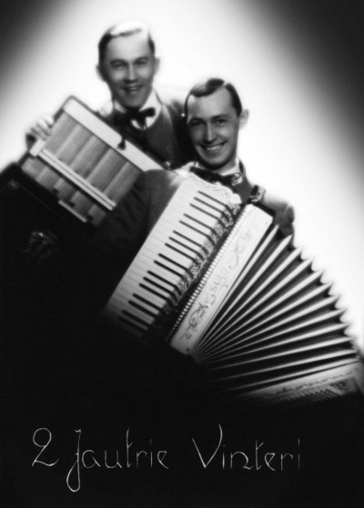 Alfrēds Vinters un akordeonists Anatols Evalks ap 1934. gadu