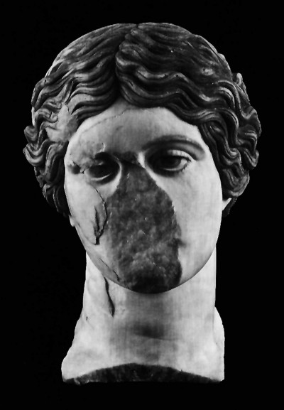 2007. gada izrakumos Herkulānā atrastā sievietes galva jeb "Amazone" (Foto: Ercolano: Tre Secoli di Scoperte)
